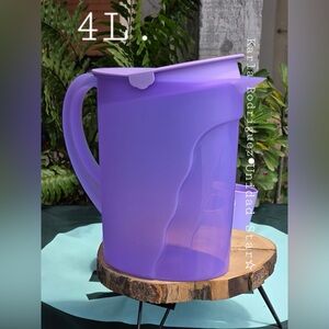 Tupperware Beautiful Jumbo Expression Pitcher 1 Gallon 3.7L in Lilac Color